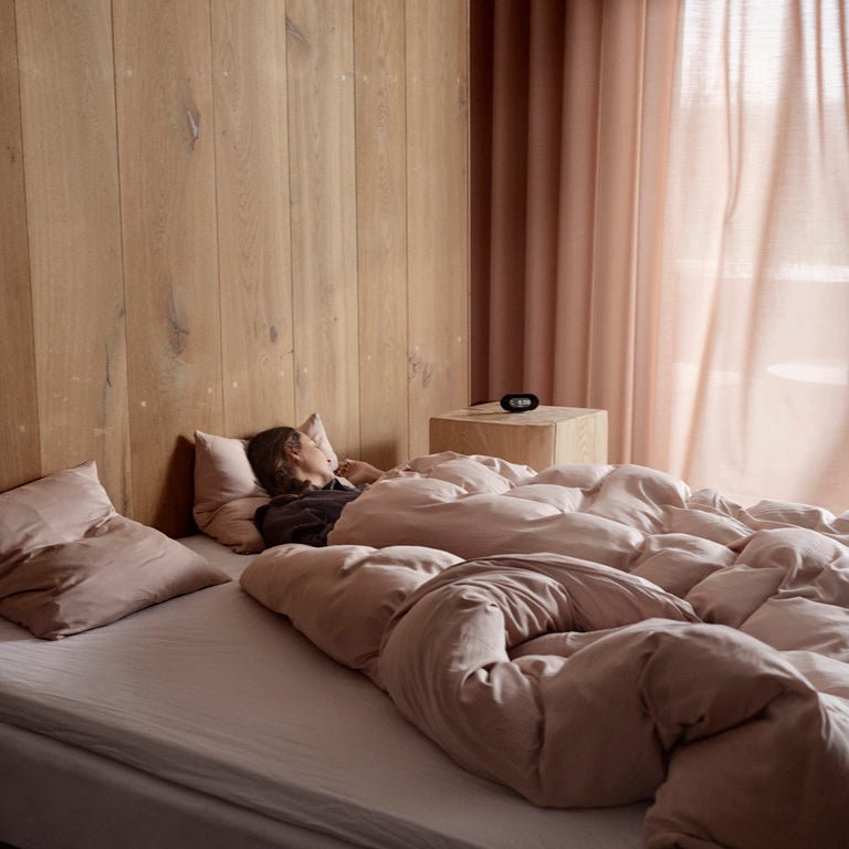 Jacob Jensen - Digitale Wekker - The Alarm Clock 3 - Jacob Jensen - Accessoire Loods